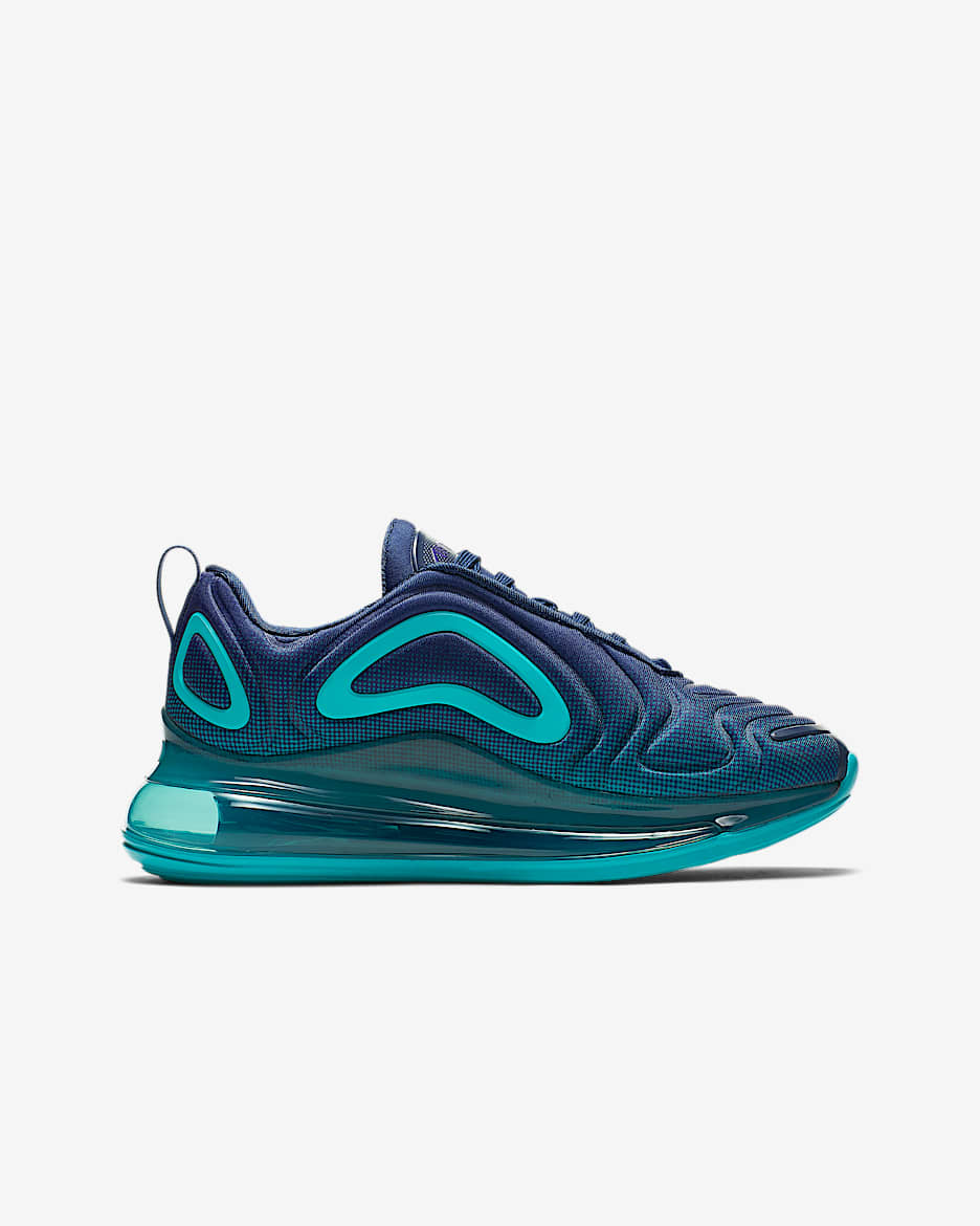 Nike black and pink air max 720 trainers discount